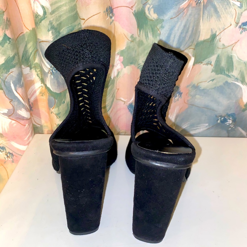 Heels - Picture 3 of 5